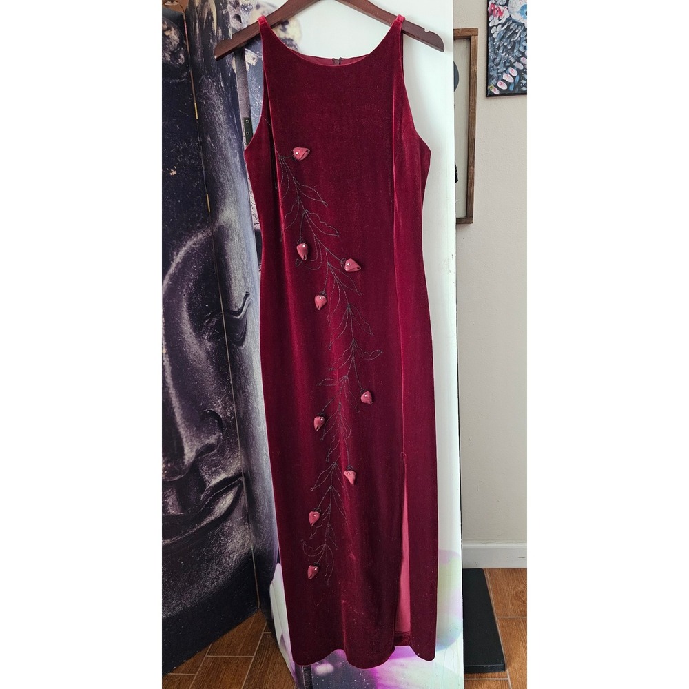 J.R. Nites by Caliendo Burgundy Velvet Maxi Dress 3D Rose Embroidery Size 8